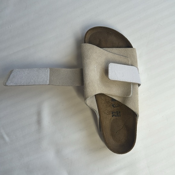 Birkenstock Kyoto Suede Sandals in Beige Off-White - Picture 6 of 11